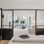 Central Apartment