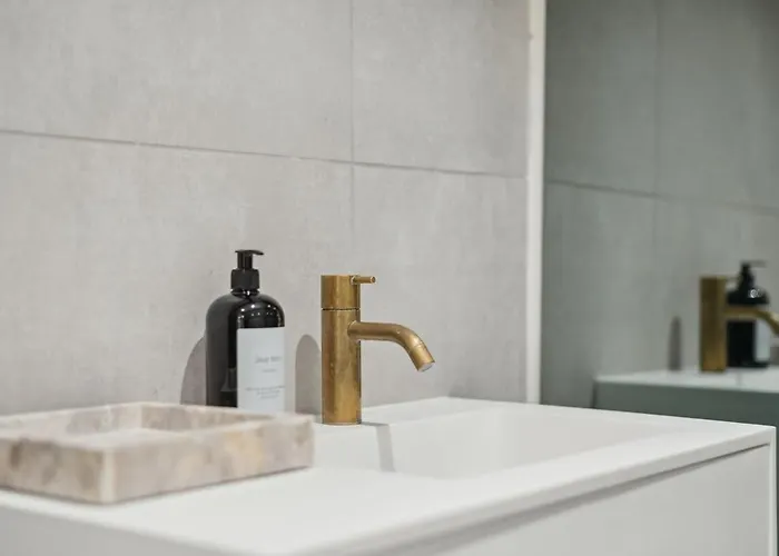 アパート Central Apartment *